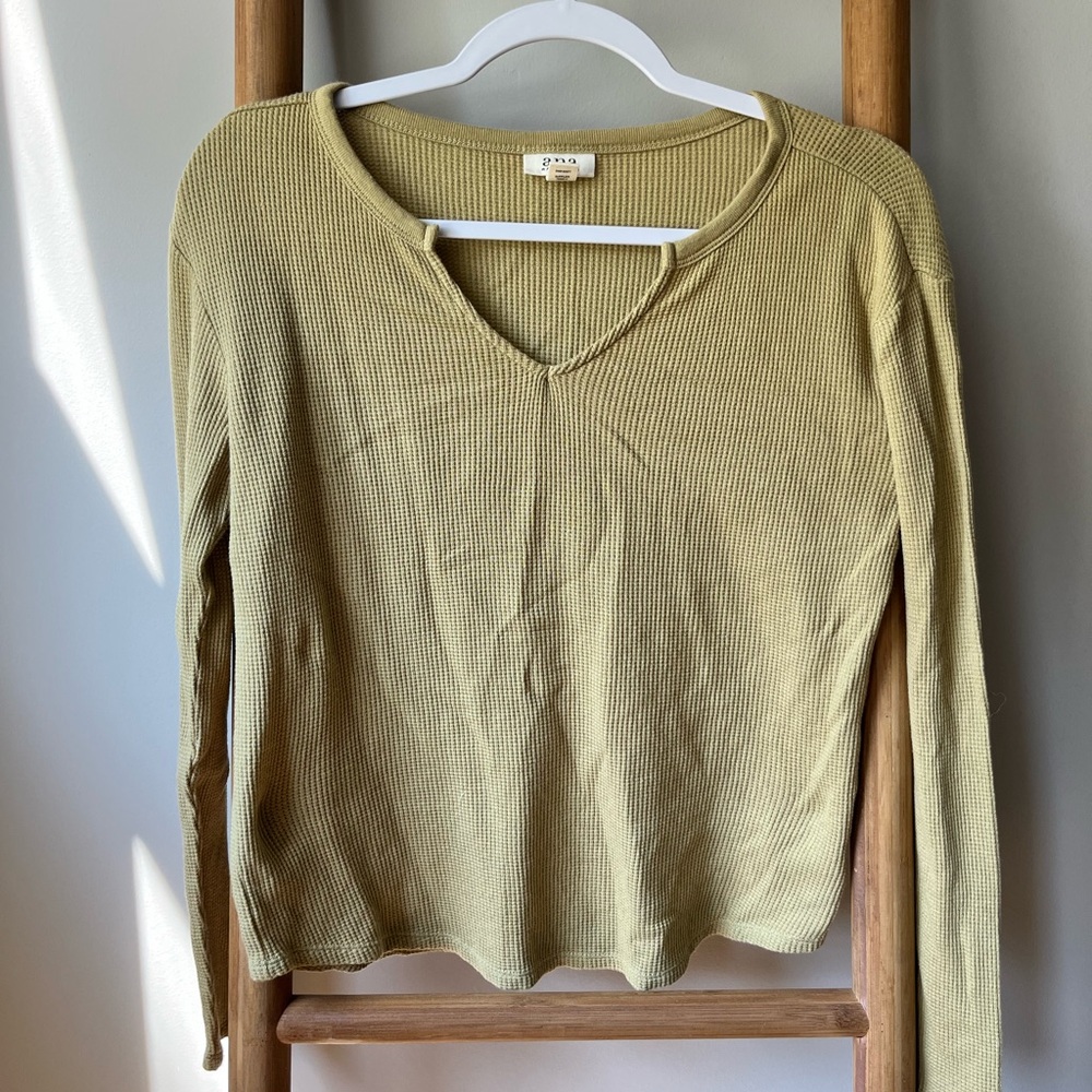 Sage green waffle knit long sleeve! Size small!